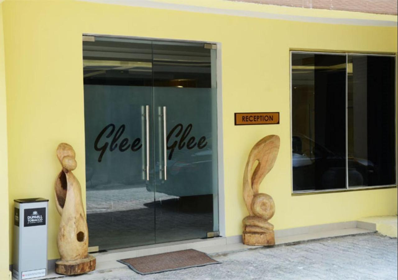 Glee Hotel Aliayabiagba Kültér fotó